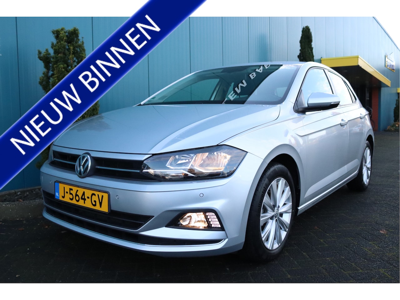 Volkswagen Polo - 1.0 TSI Highline Executive ECC/BLUETOOTH/CARPLAY/NAV/DAB/LED/LMV/PDC - AutoWereld.nl