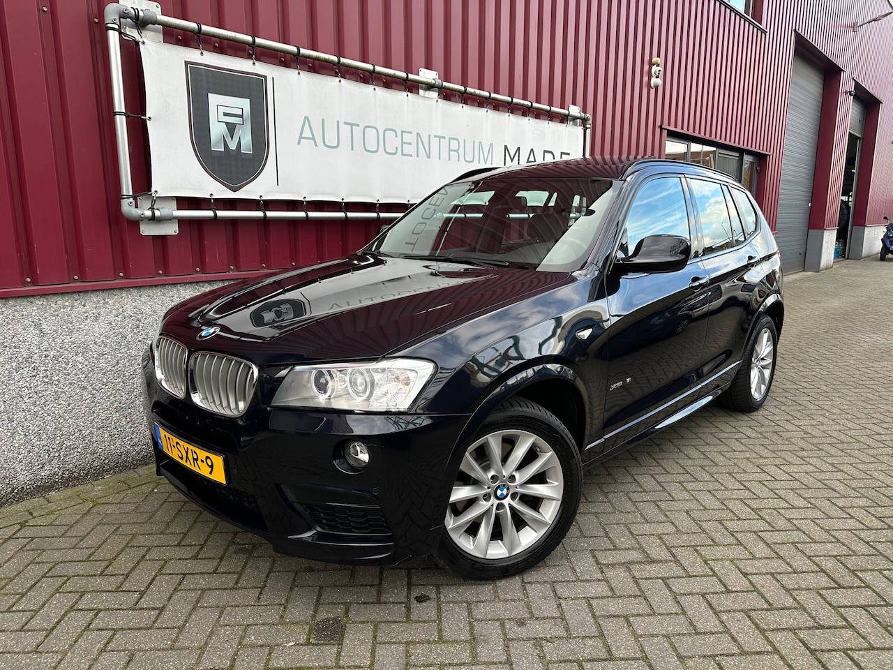 BMW X3 - XDrive28i High Executive // M-Pakket // Leer // Pano // PDC // - AutoWereld.nl