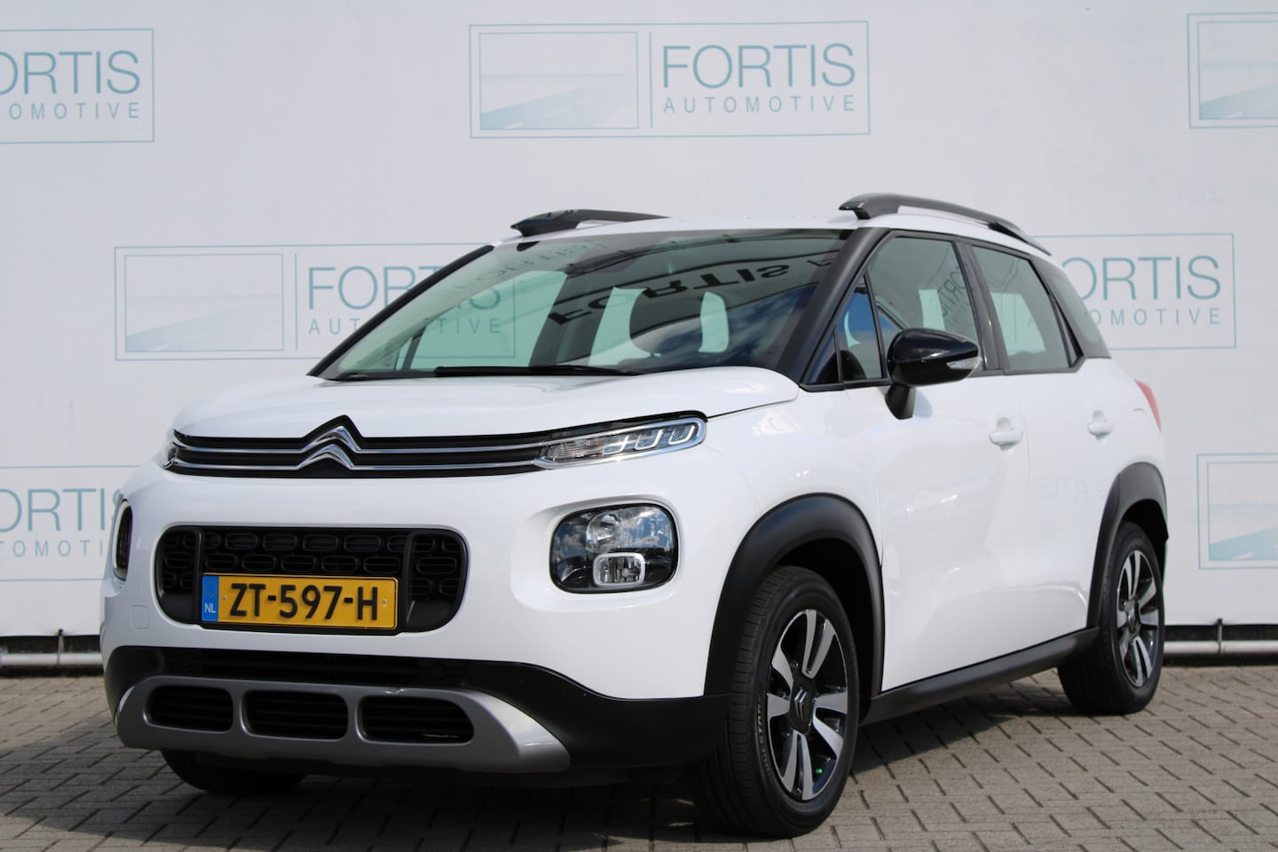 Citroën C3 Aircross - 1.2 PureTech Feel NL AUTO | CARPLAY | NAVI | - AutoWereld.nl