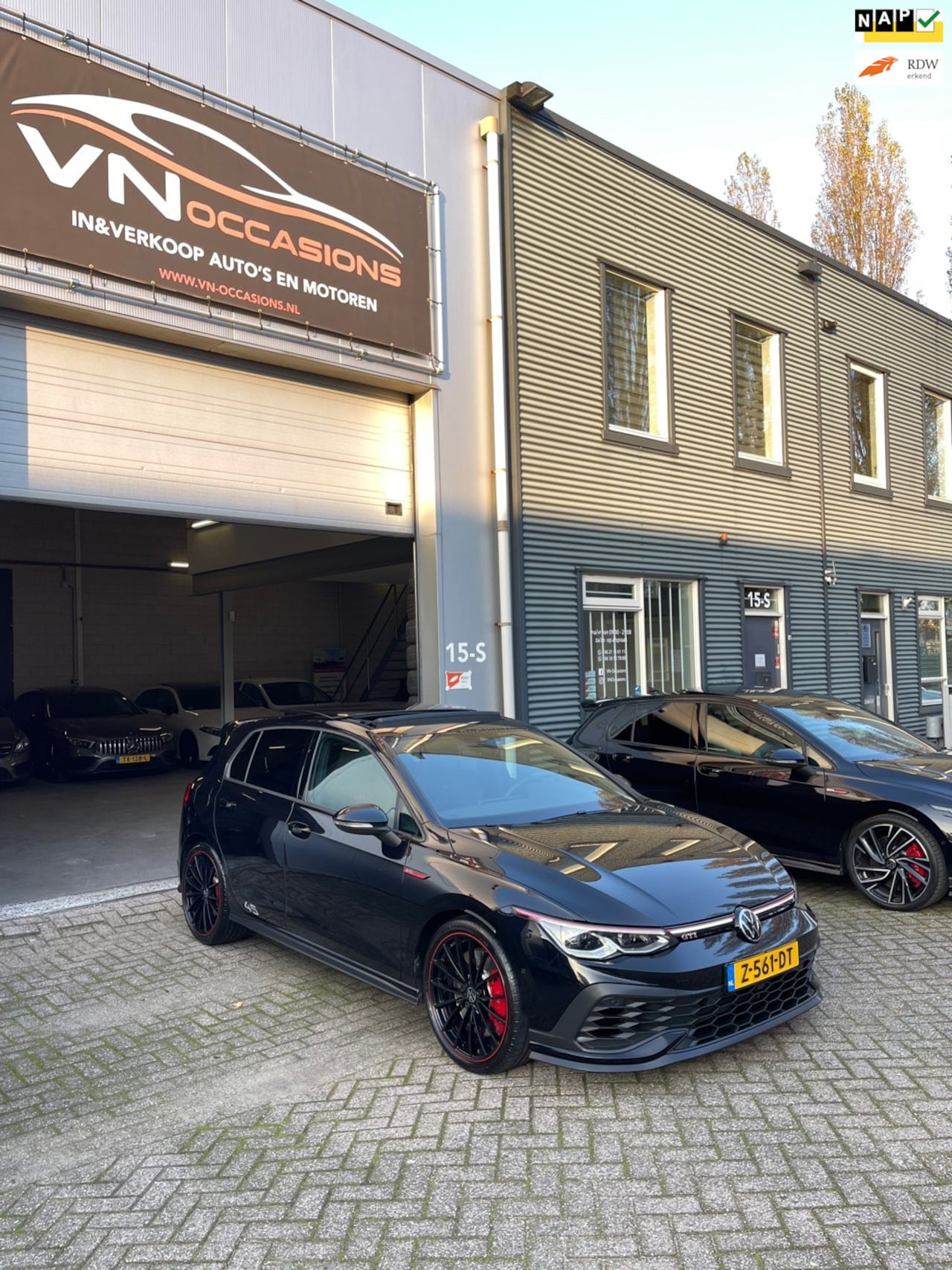 Volkswagen Golf - 2.0 TSI GTI CLUBSPORT 45 Jahre Edition AKRAPOVIC - AutoWereld.nl