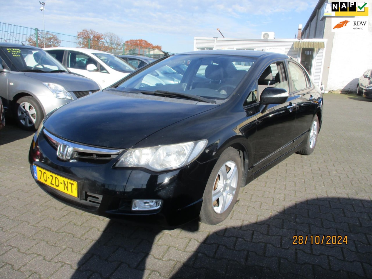 Honda Civic - Honda Civic 1.3 Hybrid SED-AIRCO-AUTOMAAT -NIEUWE ACCU PAKKET - AutoWereld.nl