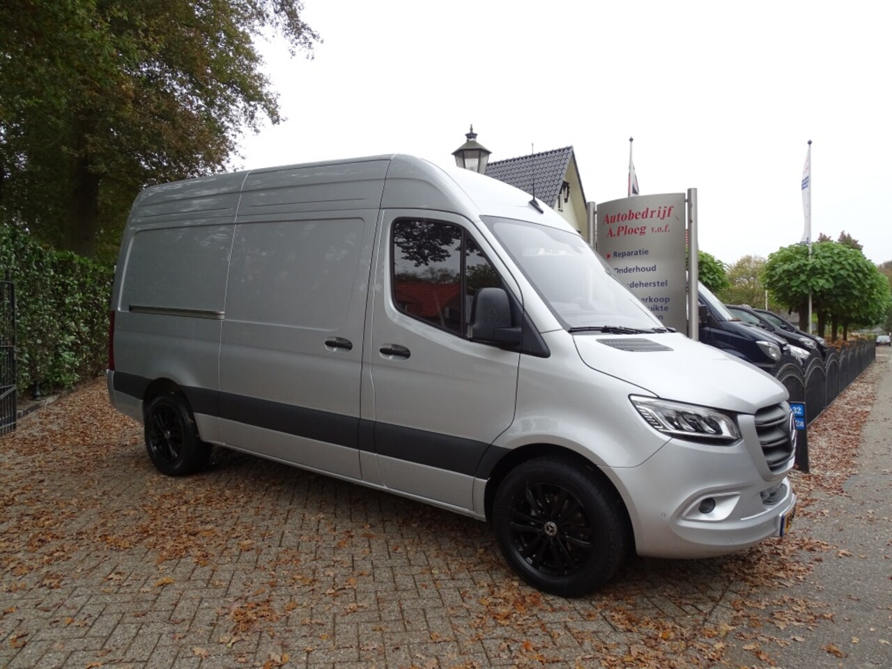 Mercedes-Benz Sprinter - 317 L2 H2 LED 10.25MBUX CAMERA BPM VRIJ - AutoWereld.nl