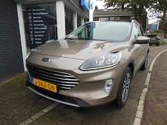 Ford Kuga - 2.5 PHEV Titanium X 12 maanden Bovag garantie trekhaak pano dak