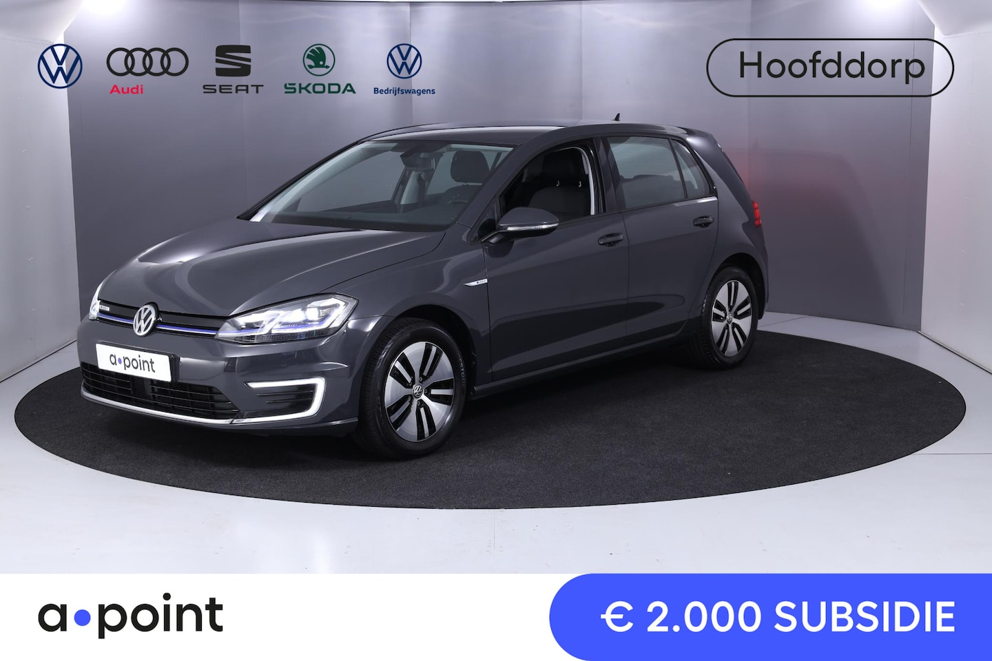 Volkswagen e-Golf - e-Golf 136 pk | Navigatie | Parkeersensoren | Adaptieve cruise control | Autom. airco | LE - AutoWereld.nl