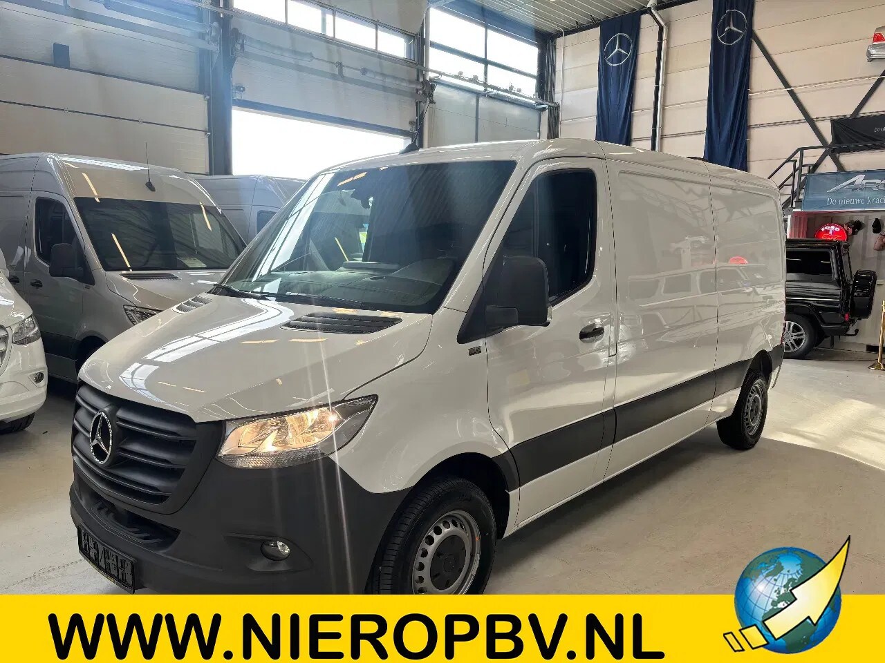 Mercedes-Benz Sprinter - 311CDI L2H1 Airco Cruisecontrol Apple CarPlay NIEUW - AutoWereld.nl