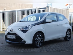 Toyota Aygo - 1.0 VVT-i x-play | Airco | Elec ramen | Carplay | Parkeer camera