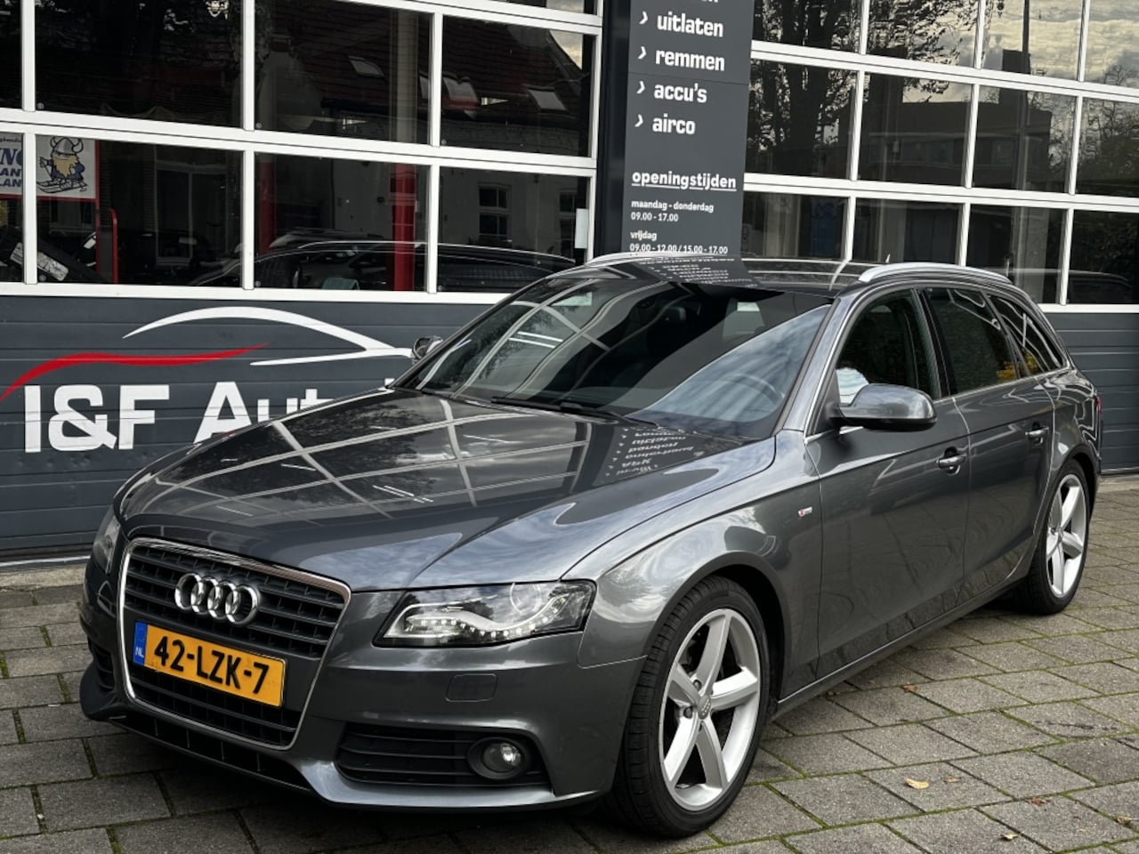 Audi A4 Avant - 1.8 TFSI Pro S-Line Xenon Trekhaak - AutoWereld.nl