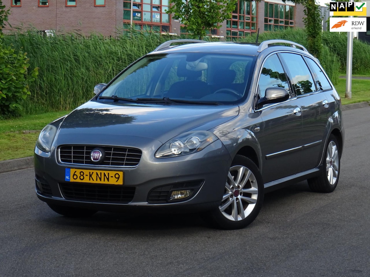 Fiat Croma - 2.2 16V Corporate AUT. NAP/NAVI/CLIMA/PDC/APK - AutoWereld.nl