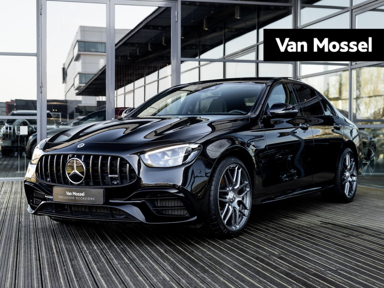 Mercedes-Benz E-klasse - AMG 63 S 4MATIC+ | PERFORMANCE AMG UITLAAT | AMG PERFORMANCE STOELEN | CARBON INTERIEUR | - AutoWereld.nl