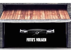 Volvo XC60 - 2.0 Recharge T6 AWD Ultra Dark Luchtvering | Massagestoelen | Extra getint glas | 21'' vel