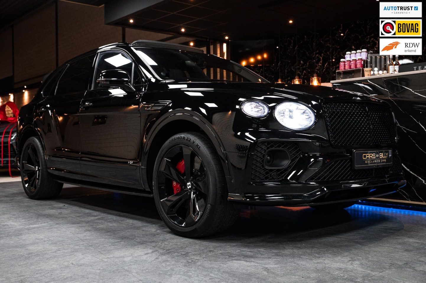 Bentley Bentayga - 4.0 V8 FIRSTEDITION|FULLCARBON|BLACKONBLACK| - AutoWereld.nl