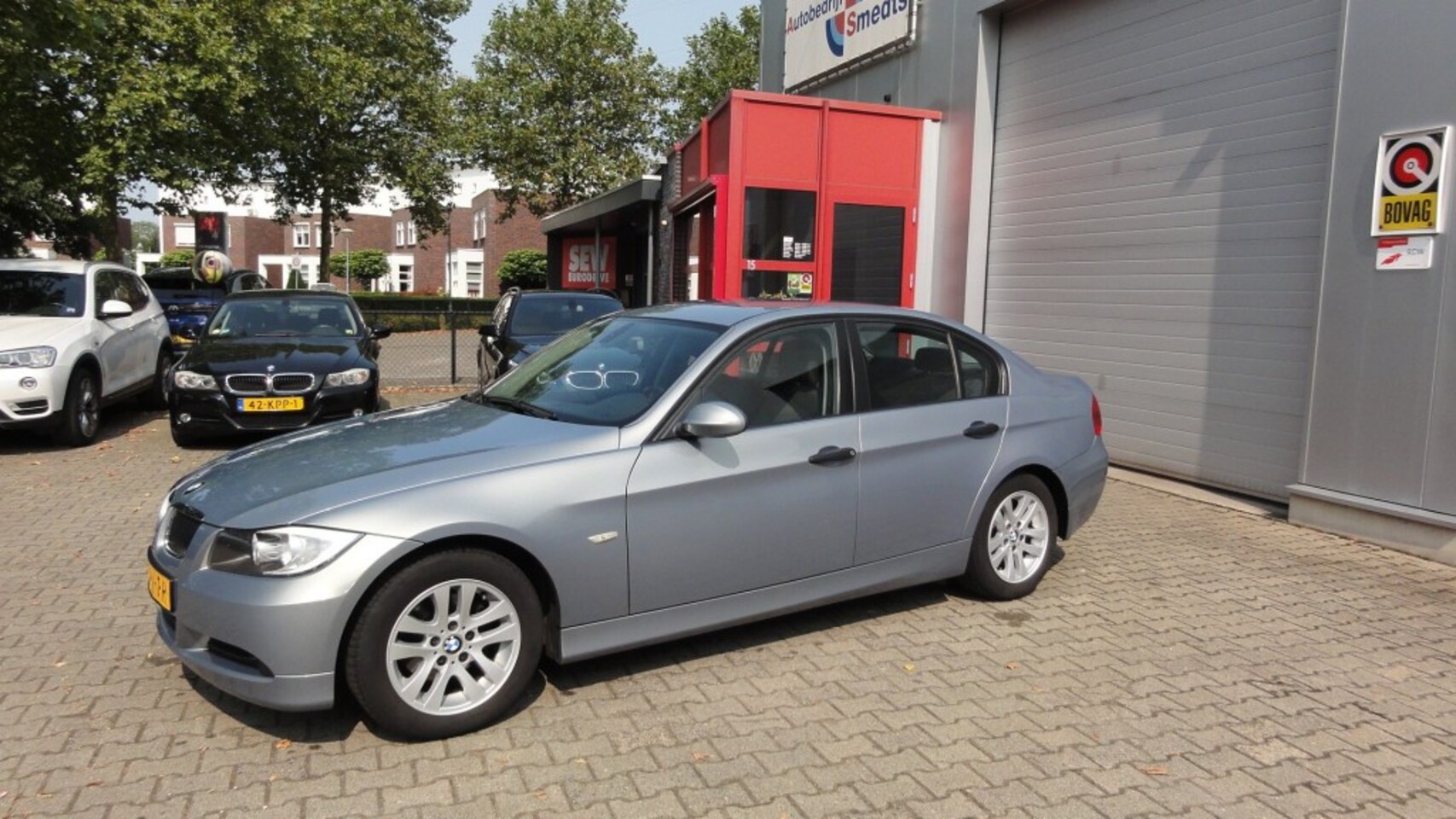 BMW 3-serie - 318i Dynamic Executive 318i Dynamic Executive. - AutoWereld.nl