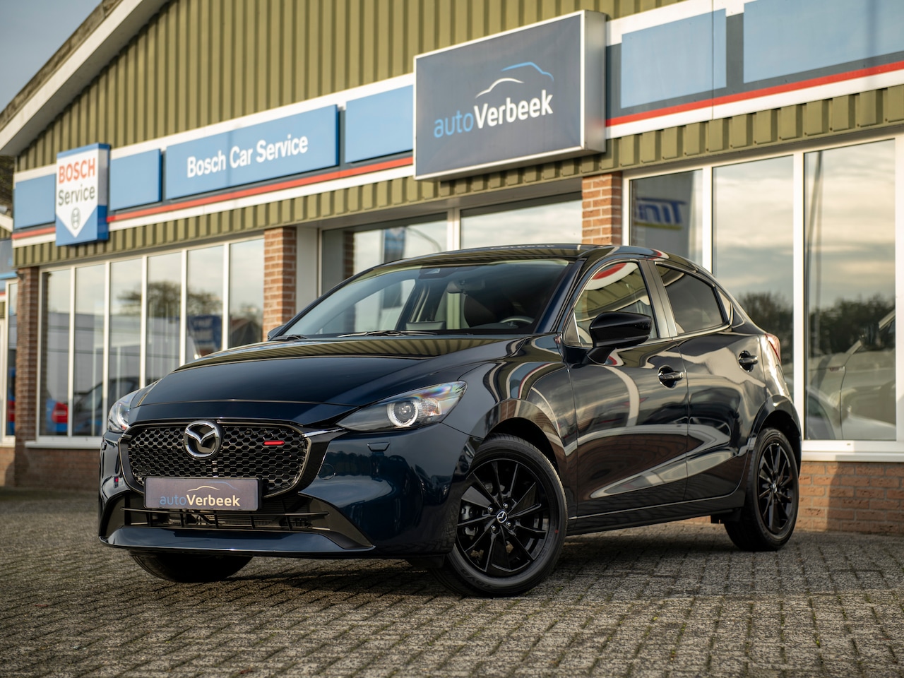 Mazda 2 - 1.5 SA-G 90pk Aut. Homura | Camera | Apple Carplay/Android Auto | Stoel- en stuurverwarmin - AutoWereld.nl