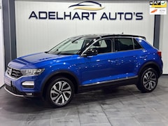 Volkswagen T-Roc - 1.5 TSI Style 150 PK DSG Automaat / Navigatie full map / Climate control / Parkeer sensore