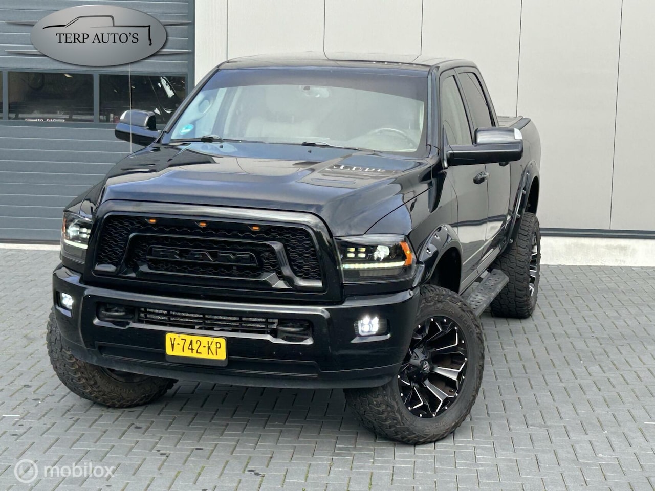 Dodge Ram 2500 - 5.7 V8 4x4 - AutoWereld.nl