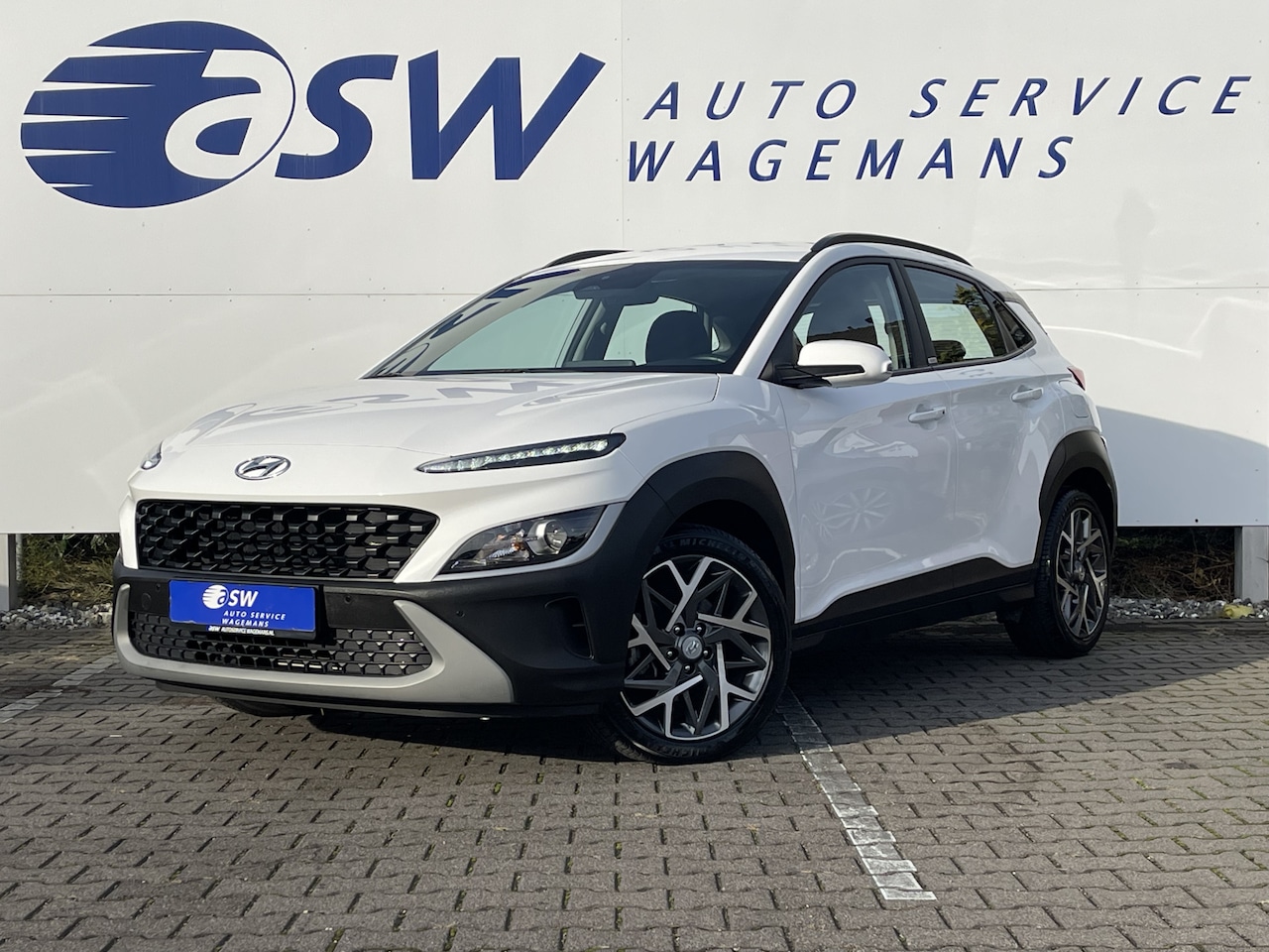 Hyundai Kona - 1.6 GDI HEV Fashion | CarPlay | Trekhaak | Camera | DAB+ | Keyless | 18 inch - AutoWereld.nl