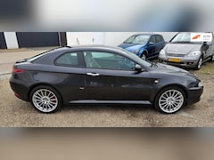 Alfa Romeo GT - 2.0 JTS Imola ZEER NETJES RIJKLAAR