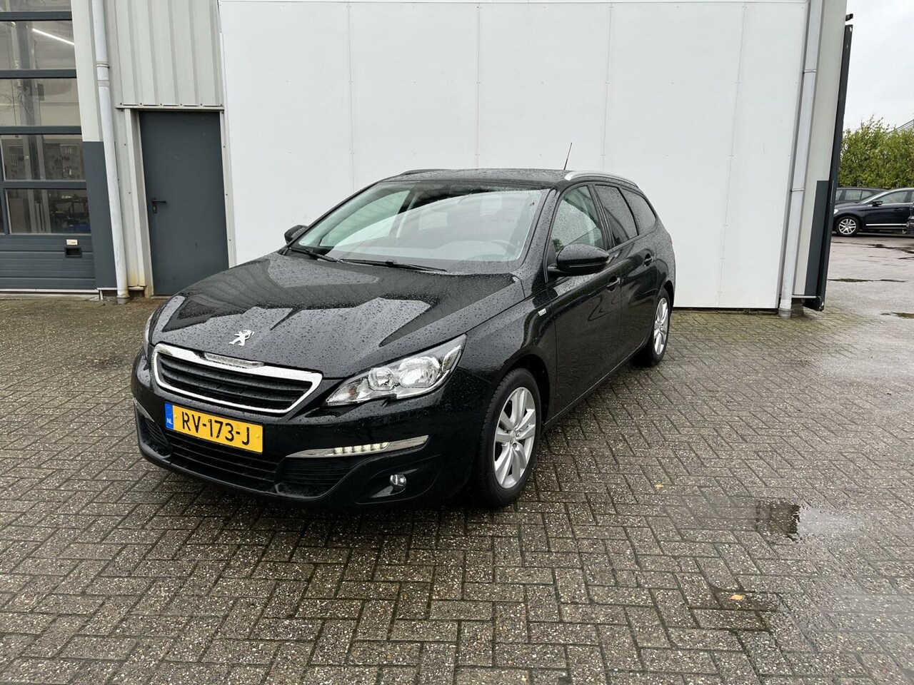 Peugeot 308 SW - 1.2 PureTech Active|130 pk||Navi|trekhaak| - AutoWereld.nl