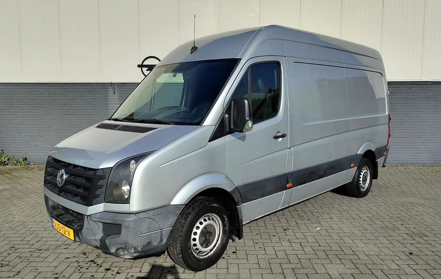 Volkswagen Crafter - 50 2.0TDI L2H2 3 pers. Camera ECC Step-up Lat-om-lat Betonplex Schuifdeur ASR Elektr.Ramen - AutoWereld.nl