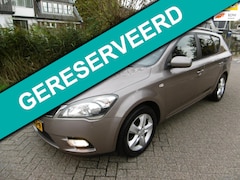 Kia Cee'd Sporty Wagon - 1.6 CVVT X-ecutive 127pk Clima Navi