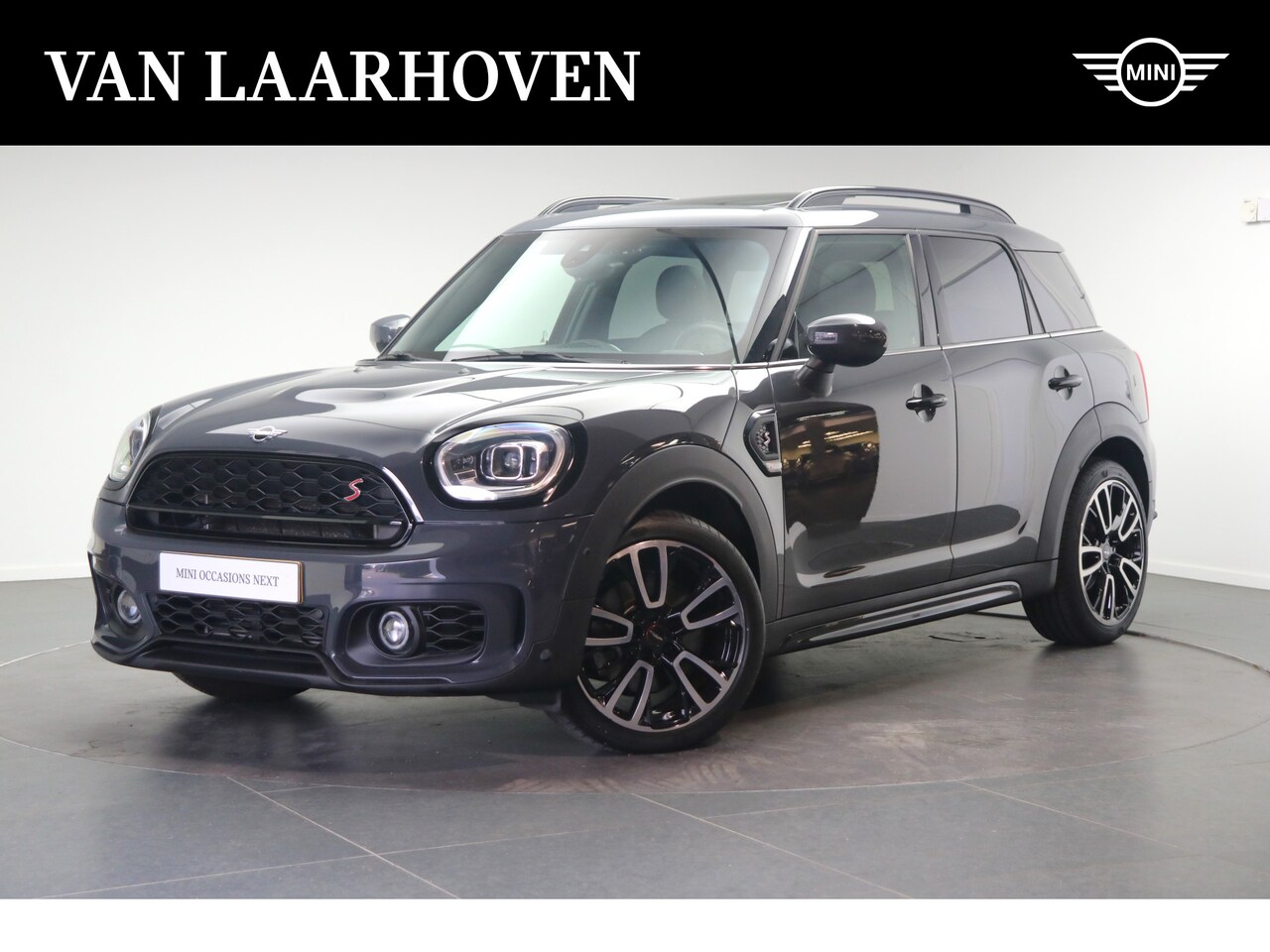 MINI Countryman - Cooper S JCW Automaat / Panoramadak / Adaptieve LED / Comfort Access / Park Assistant / Co - AutoWereld.nl