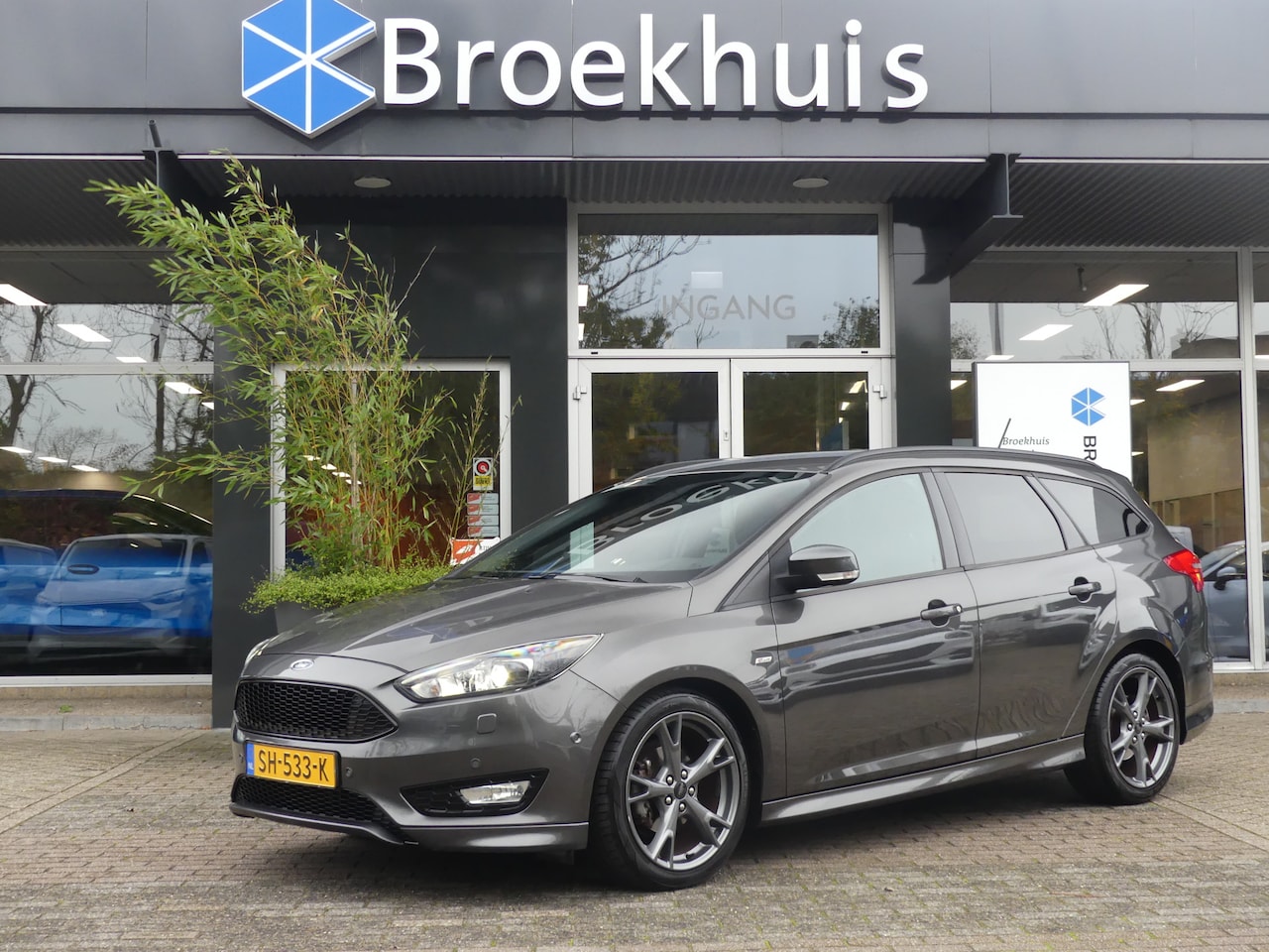 Ford Focus - 1.0 EcoBoost 125PK ST-Line | XENON | 18''LMV | CRUISE CONTROL | CLIMATRONIC | VOORRUITVERW - AutoWereld.nl