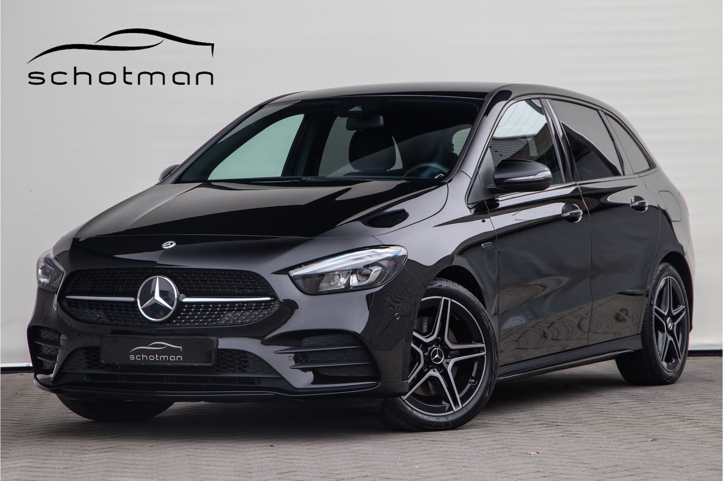 Mercedes-Benz B-klasse - 250 e AMG Night edition Sfeerverlichting Plug-in Hybrid 2020 - AutoWereld.nl