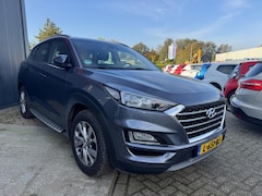 Hyundai Tucson - 1.6 T-GDI Comfort | Automaat | 69.982KM | hoge instap | Trekhaak |