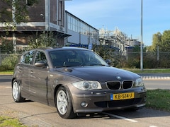 BMW 1-serie - 116i High Executive | Xenon | Schuifdak | LM Velgen | 5 Deurs | Lederen Bekleding