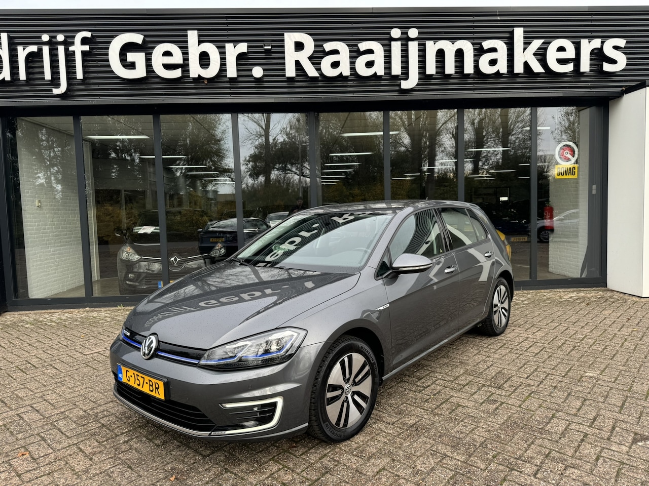 Volkswagen e-Golf - *ECC*Navigatie*PDC* Prijs inclusief subsidie! - AutoWereld.nl