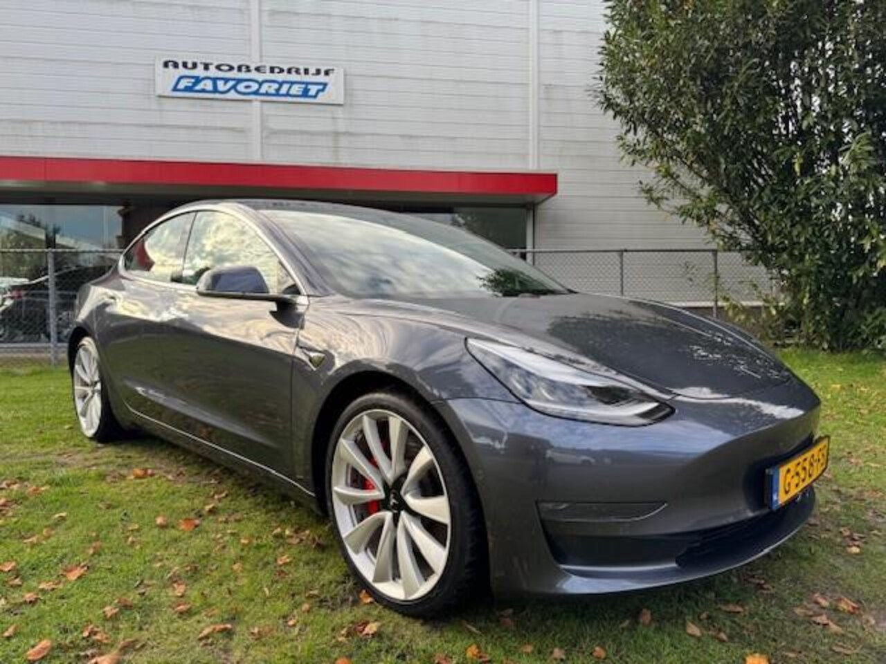 Tesla Model 3 - PERFORMANCE AWD 75KWH 462PK/FULL SELF-DRIVING/LEER/PANO/FABRIEKSGARANTIE - AutoWereld.nl