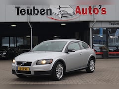 Volvo C30 - 2.0 Kinetic Airco, Climate control, Trekhaak, Lichtmetalen wielen