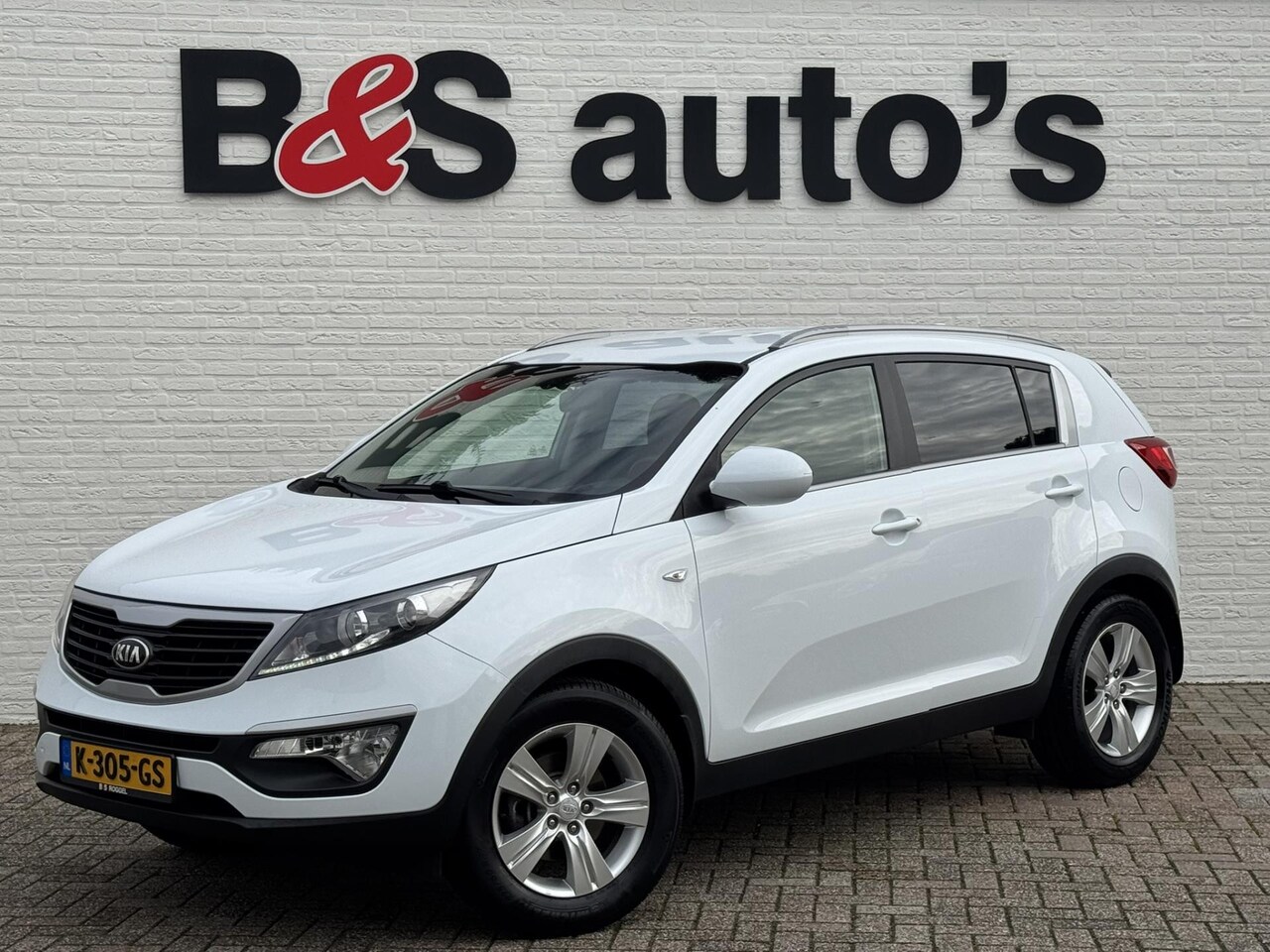 Kia Sportage - 1.6 GDI Plus Pack Cruise control Airco Navigatie - AutoWereld.nl