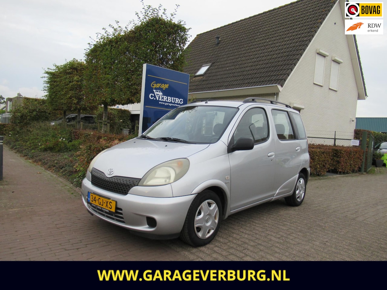 Toyota Yaris Verso - 1.3 VVT-i Sol Automaat (Airco) - AutoWereld.nl