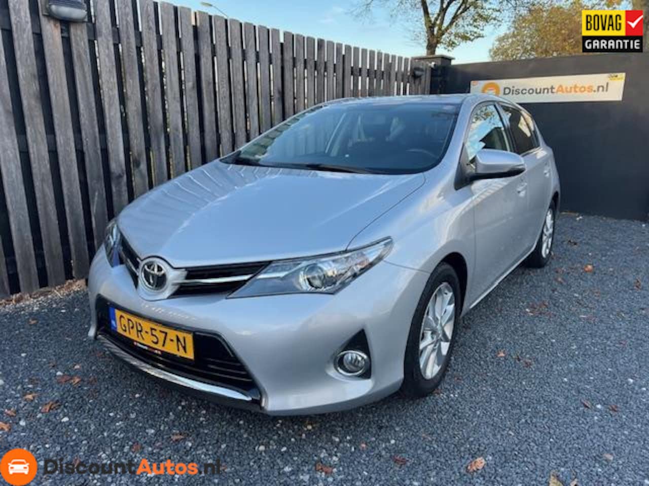 Toyota Auris - 1.3 Comfort Airco Navi Bleuthoot Climate control - AutoWereld.nl