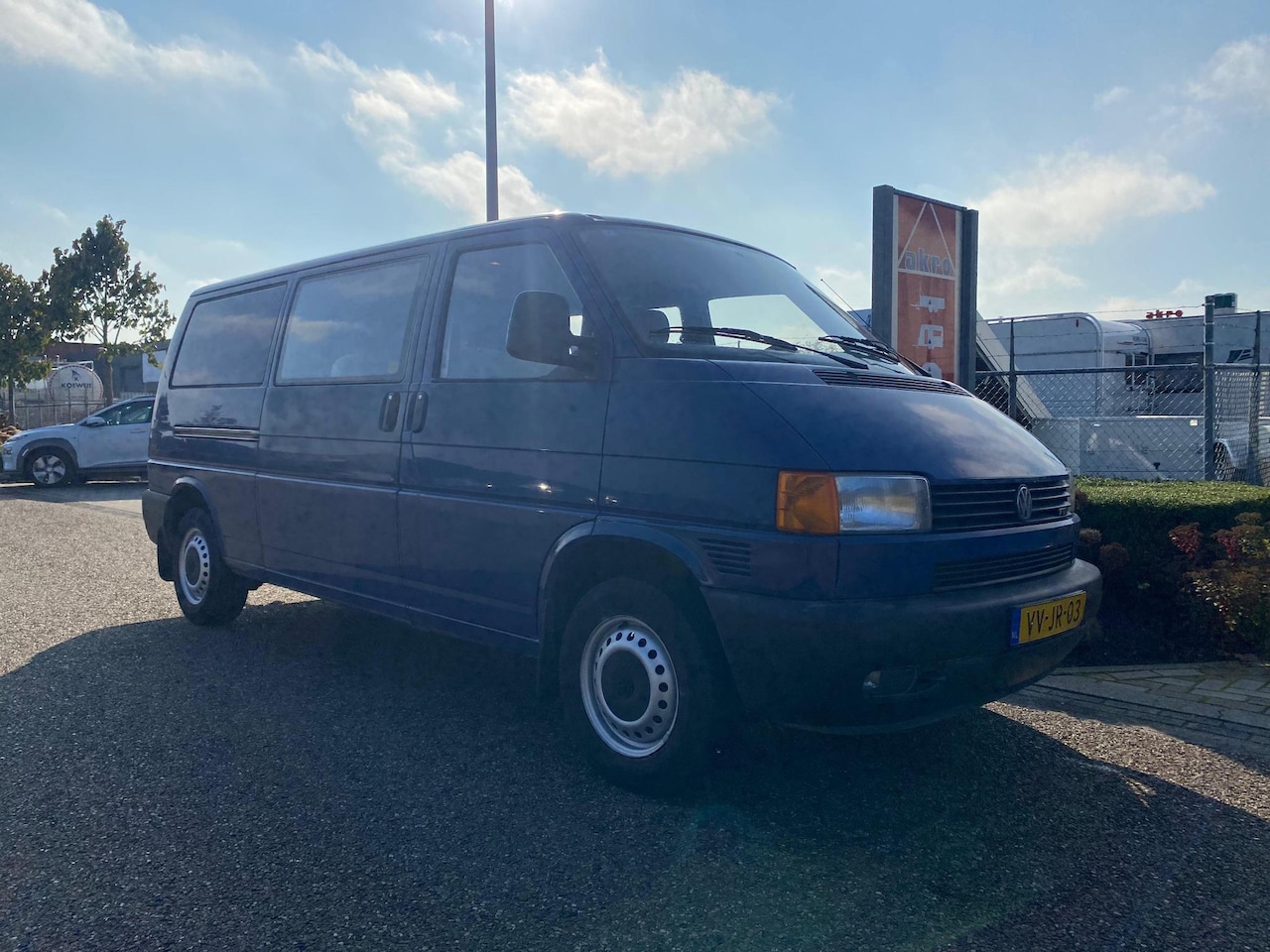 Volkswagen Transporter - 2.5 TDI 332 | Ex Btw | Dubbele cabine | Trekhaak | Cruise control - AutoWereld.nl