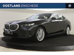 BMW i5 - eDrive40 / Adaptieve LED / Parking Assistant / Stoelverwarming