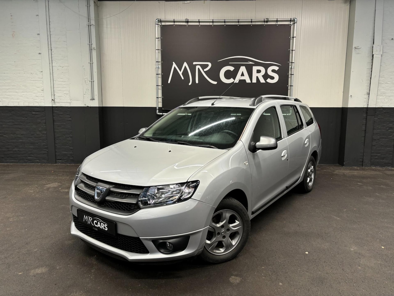 Dacia Logan MCV - 1.2 16V Navi/Airco/Cruise Control - AutoWereld.nl