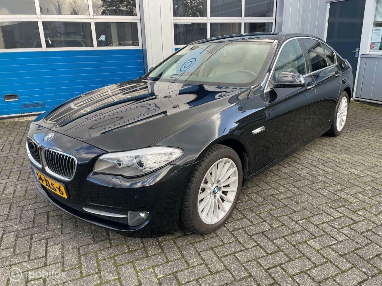 BMW 5-serie - 520i Executive 2012 184Pk Nw Apk + Onderhoud - AutoWereld.nl