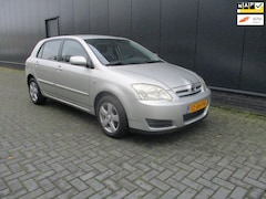 Toyota Corolla - 1.6 VVT-i Terra 5 drs