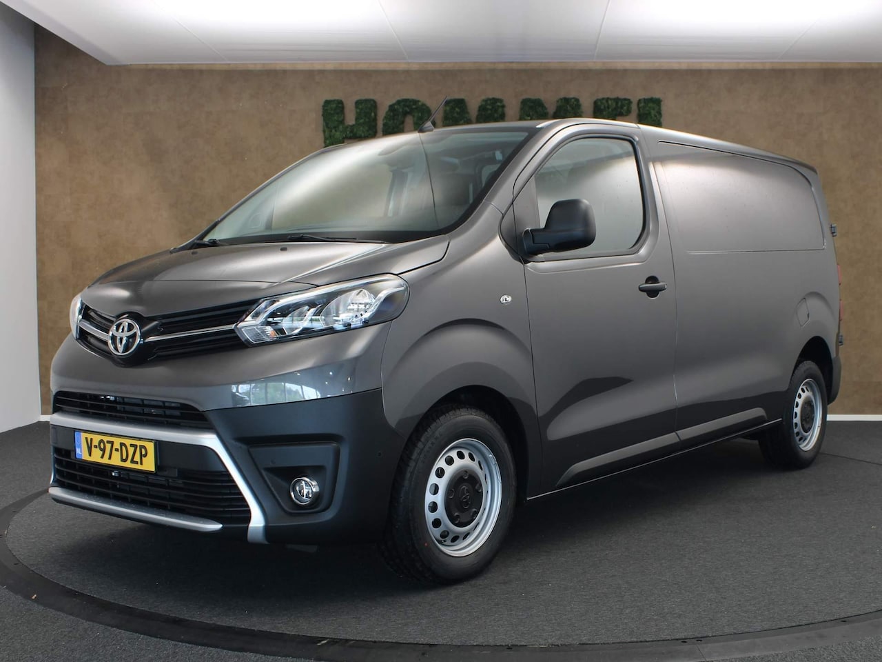 Toyota PROACE Long Worker - 2.0 D-4D AUTOMAAT - 33017 EURO EXCL. BTW! - DIRECT UIT VOORRAAD LEVERBAAR! - GRIJS KENTEKE - AutoWereld.nl