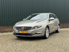 Volvo V60 - 1.6 D2 Summum/Nieuw Model/175dkm