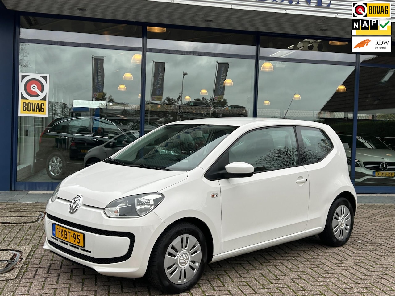 Volkswagen Up! - 1.0 move up! BlueMotion Airco Elek.Pakket Isofix NAP NL-Auto Dealeronderhouden! - AutoWereld.nl