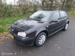 Volkswagen Golf - 1.6-16V Comfortline # Met Nw-APK