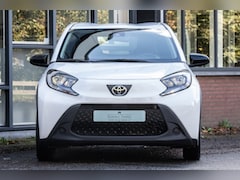 Toyota Aygo X - 1.0 VVT-i S-CVT play