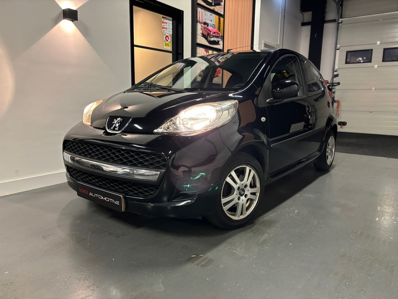 Peugeot 107 - 1.0-12V XS | Parkeersensoren | Airco | Centrale deurvergrendeling | Aux | Electrische rame - AutoWereld.nl