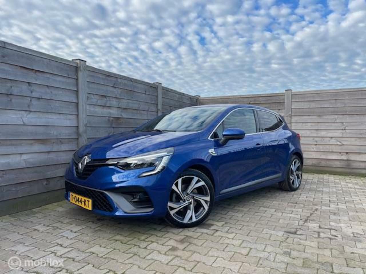 Renault Clio - 1.3 TCe R.S. Line 2021 NAVI-LED-130 PK - AutoWereld.nl