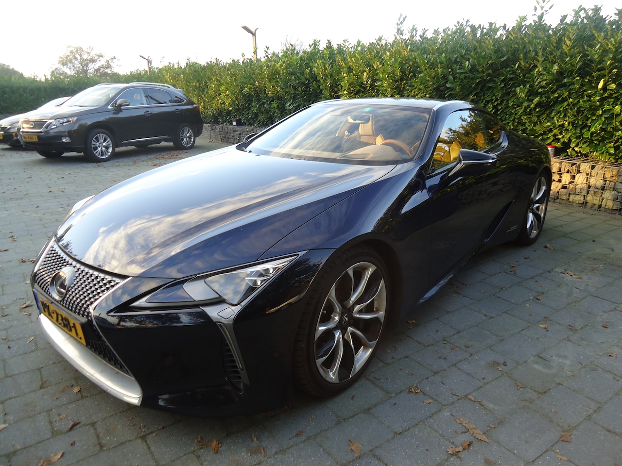 Lexus LC - 500h TOURING PACK MET CARBON DAK - AutoWereld.nl