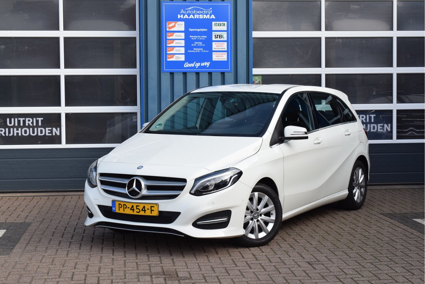 Mercedes-Benz B-klasse - 180 CDI Prestige Automaat Trekhaak - AutoWereld.nl