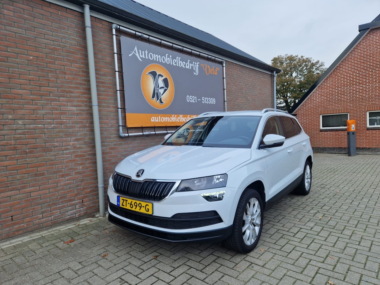 Skoda Karoq - 1.0 TSI Ambition Business 1.0 TSI Ambition Business - AutoWereld.nl